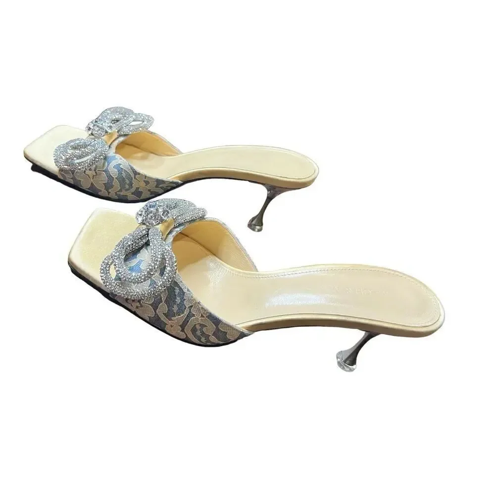 Mach & Mach Double Bow Floral Embroidered Square Toe Sandal NWOB Size 39 1/2/ 9